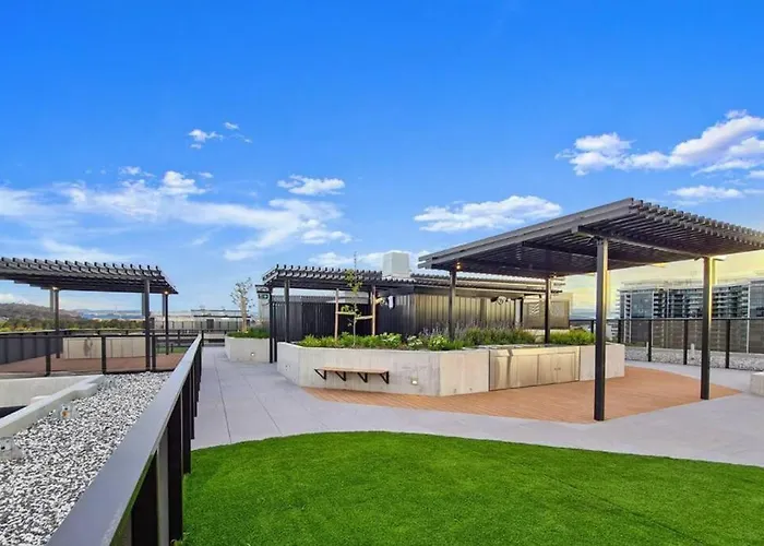 Canberra City - Parking - Self Check-In - Pool